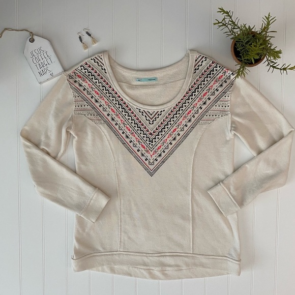Maurices tribal print wide scoop sweatshirt L/XL - Picture 1 of 8